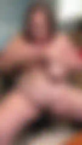 Kate esguicha com a varinha.