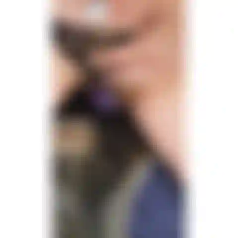 Clipe curto de mim fodendo uma guitarra!