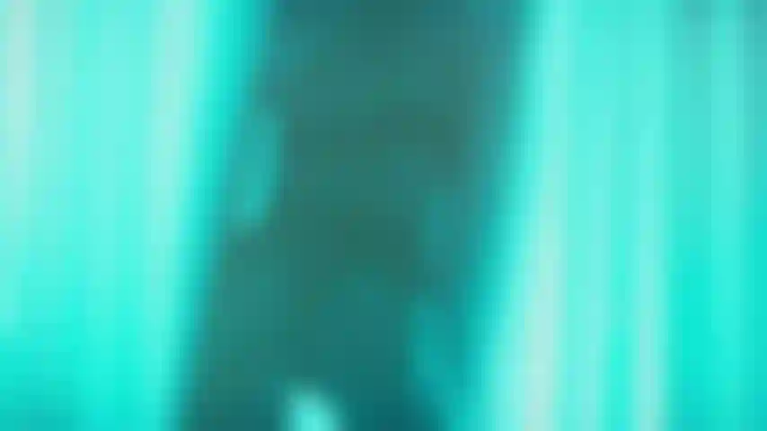 Sou a maneira perfeita de começar ou terminar o dia. Sou uma má influência, mas caramba, sou divertida :).