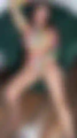 Big tits and cameltoe