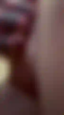 Lábios vaginais abertos.