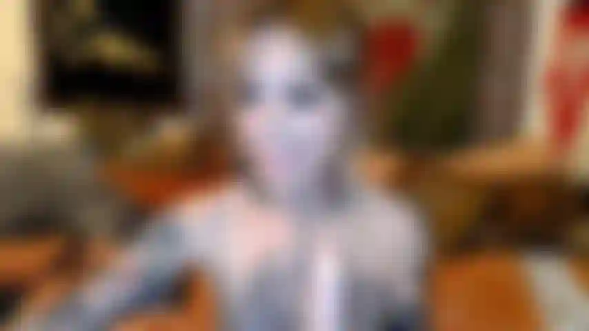 ( Muda) fodendo todos os meus buracos na sessão de câmera.