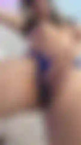 How wet my pussy is!!