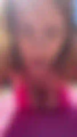 2 minute video of me sunbathing in my new sexy pink bikini 💋