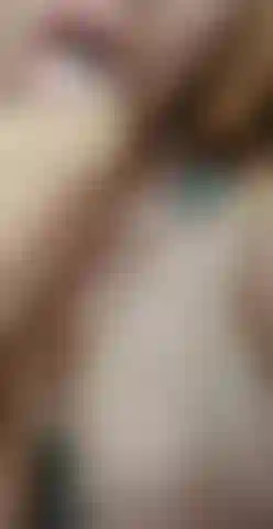 Pov, garganta profunda com vibrador gozando nos peitos e na boca.