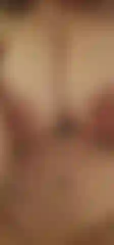 Craving some bbc dirty talk with Fingering. Fully nude!