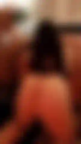 A hot read with the best view: my ass ready for your fantasies