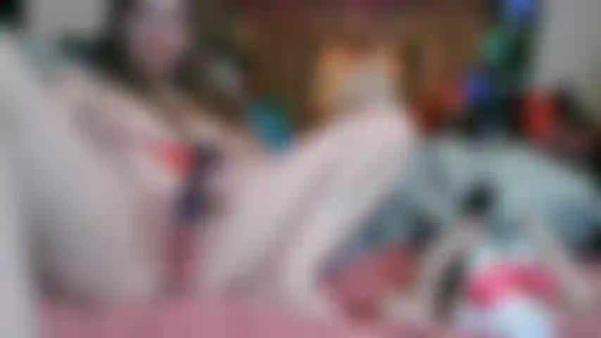 Multiple Orgasms with ButtPlug and Different Toys