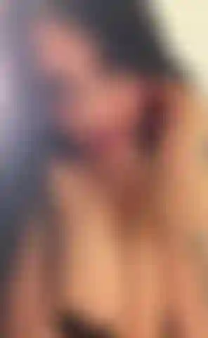 Brinque com esses peitos.