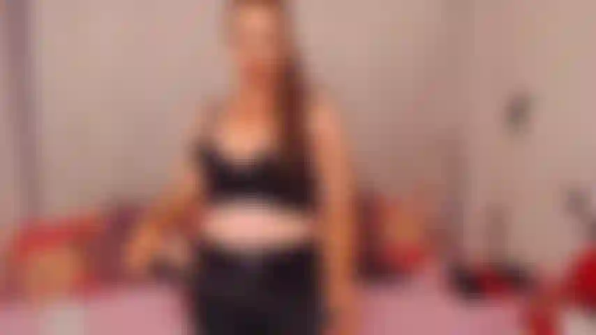 Meu escravo inútil me deixou tão bravo! Veja-me dominando e humilhando-o!