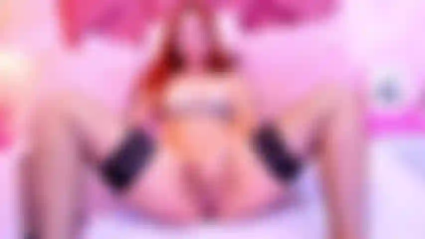 Dedilhando todo meu corpo.