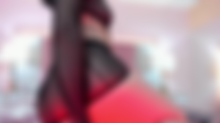 Gemendo, vazando, brincando, meu corpo implorava por isso.