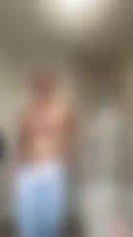 Seja um voyeur safado e me observe me divertindo no chuveiro!