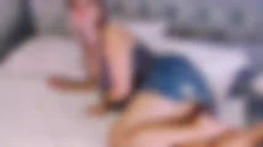 Namorada depois do trabalho - sua namorada está esperando por você depois de um árduo dia de trabalho, ela é macia, calorosa e pronta para você. Deixe ela cuidar de suas necessidades com um boquete antes de fazer amor com ela, seu ponto de vista missionário!