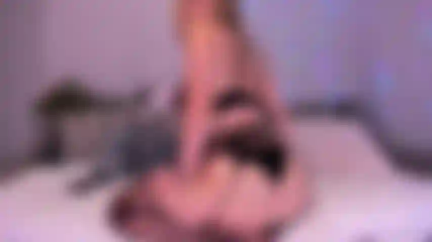 Show de ouro - twerk, buttplug, bj, conversa suja e passeio de vibrador 03/05/22 as primeiras 5:00 deste vídeo são pré-show, depois disso é o show de ouro completo de 8 minutos!