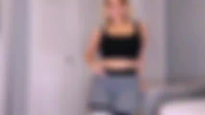 Ripoff – aproveite 18 minutos de absolutamente nada. Seu dinheiro está melhor em minhas mãos. Bratty findom femdom.