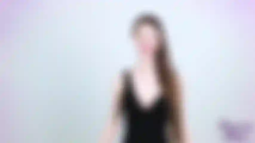 Eu sou seu fetiche: ser submissa não significa enfiar o pau no que você quiser. Significa me submeter aos meus desejos por você. Vou religar seus desejos para desejar apenas aquilo que eu digo para você desejar. Entregue-se a mim e torne-se meu verdadeiro bom menino.