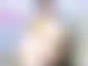 Você é meu bobo da corte que pertence aos meus pés! Literalmente, tudo o que você faz é o oposto do que eu procuraria em um cara para namorar. Desculpe-se pelo seu comportamento egoísta beijando meus pés.