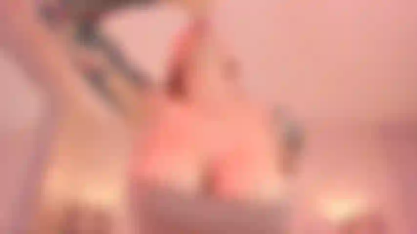 Sloppy bj pingando nos peitos!