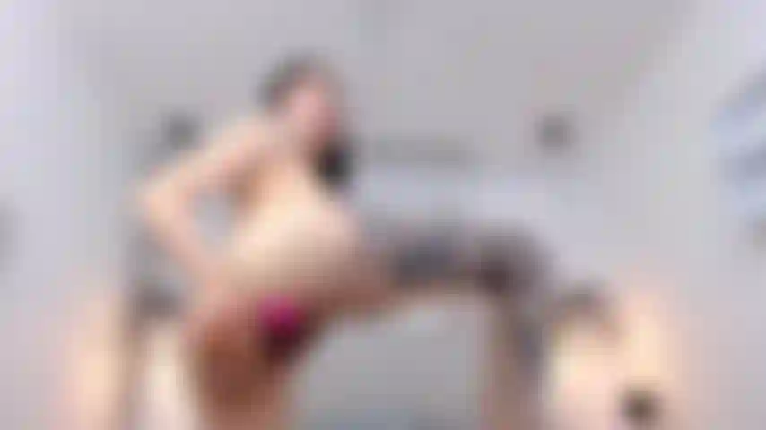 Sexo flexível e duro.