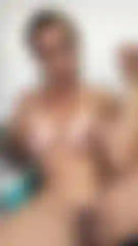 Fodendo minha buceta.