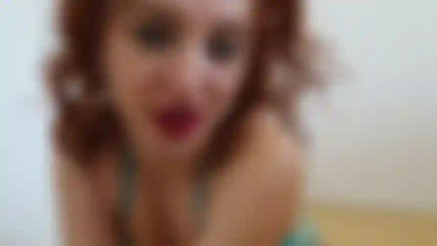 Monto meu brinquedo sexual com função de estocadas... Gemo e gozo para você.