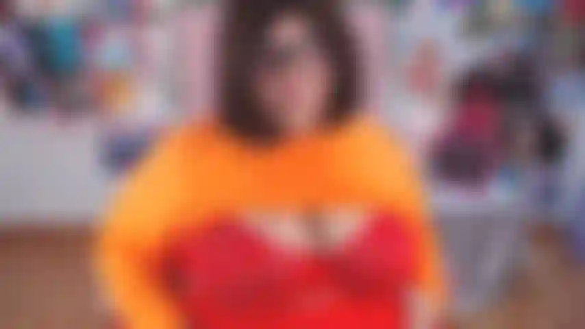 Velma cosplay tetas provocantes e boquete.