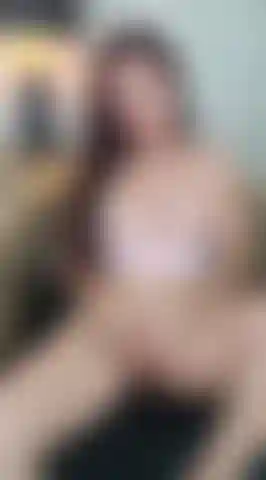 vibracion en mi pussy con mi juguete