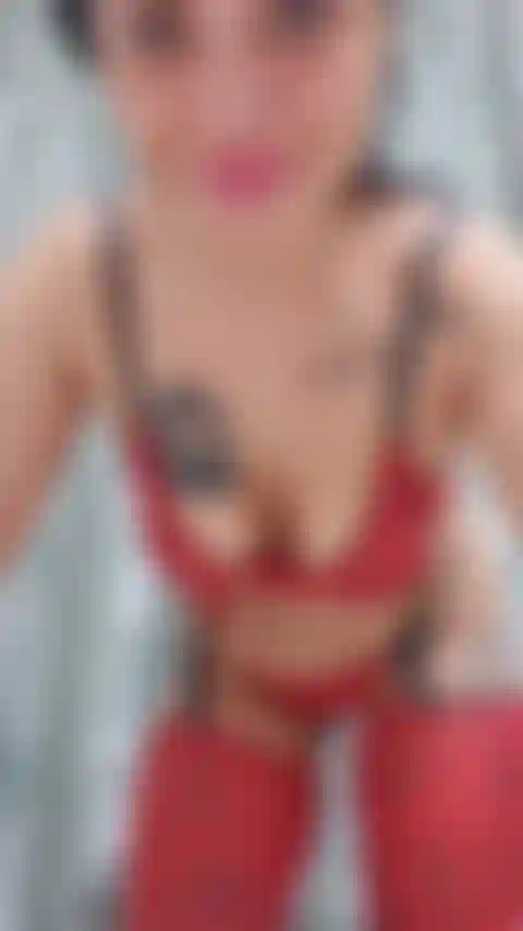 Experimentando minha nova roupa.