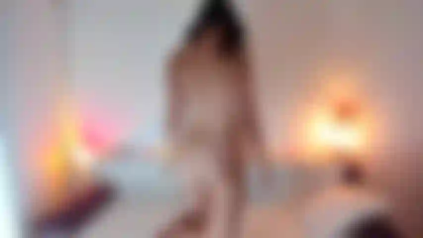 Experimentando novas calcinhas.