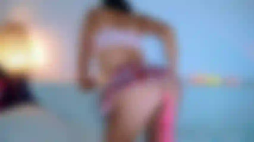 Foda-se com meu lindo plug anal de pônei.