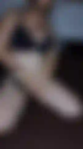 VIDEO Firiane va a la piscine