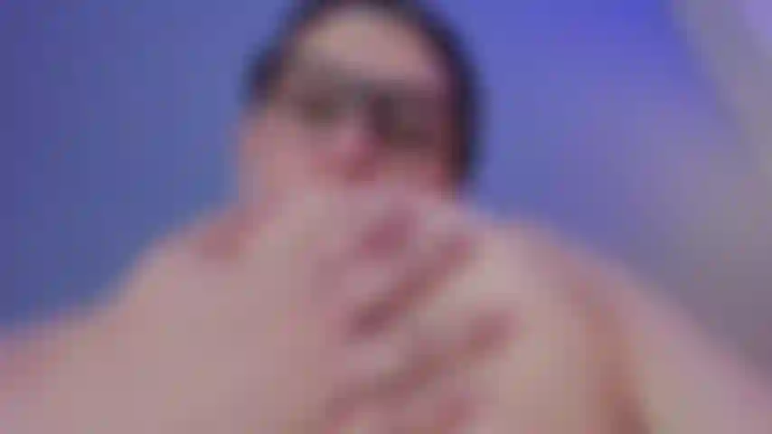 Otária latina acaba fodendo forte.