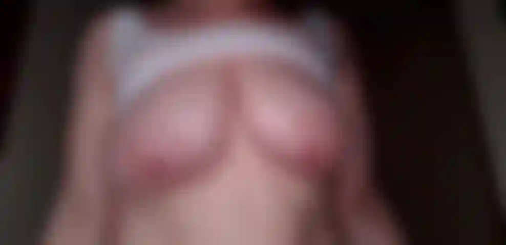 Salto de seios oleosos.