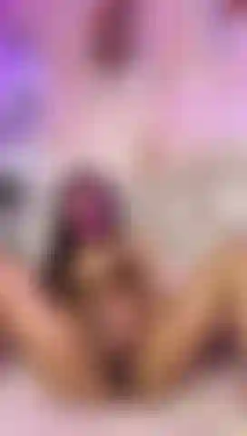 I'm so hot my pussy goes explode 🤤