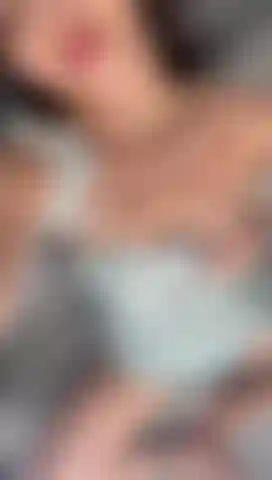 Abri minhas bochechas do bumbum bem abertas, mal conseguia acreditar como foi tão bom, mal posso esperar para fazer isso de novo.