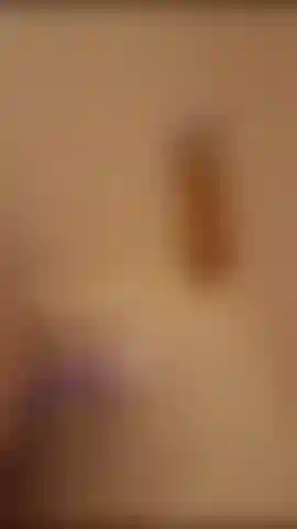 Ditsy girl can't get it in