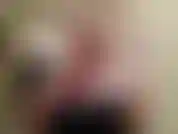 Meu primeiro vídeo de cum no vestiário. Desculpe pela câmera trêmula eu não tinha onde largar meu telefone e fiquei com tanto tesão que só tive que dedilhar minha buceta e me obrigar a gozar. Corpo tremendo orgasmo público cum.