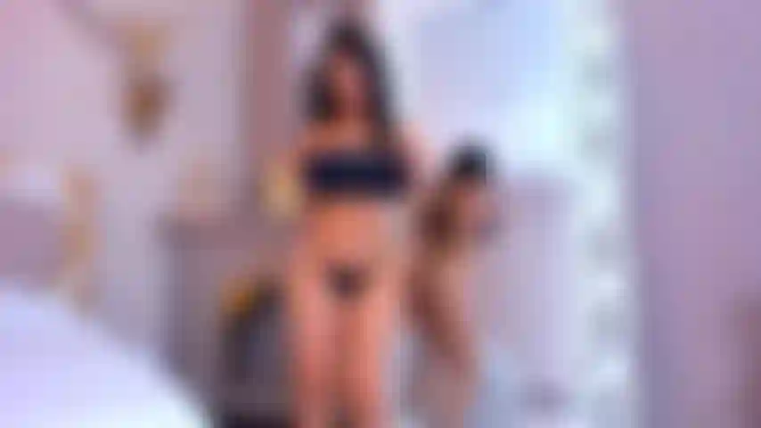 Show quente de strip-tease e loção.