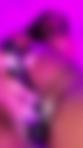 Masturbando minha buceta com meu domi.