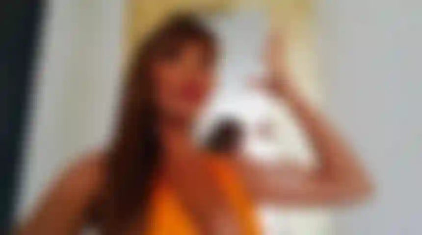 Adoro meu incrível e poderoso bíceps deusa.