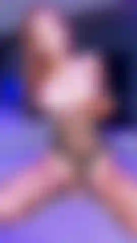 Bouncing on a life like dildo