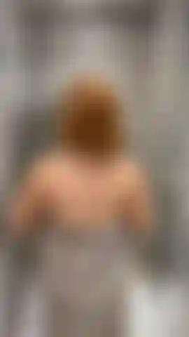 Come shower with me… Join me for a steamy little shower as I wash off, get soapy and let you enjoy the view Wet hair, slippery skin and plenty of teasing close-ups along the wayProbably a little more distracting than your usual shower