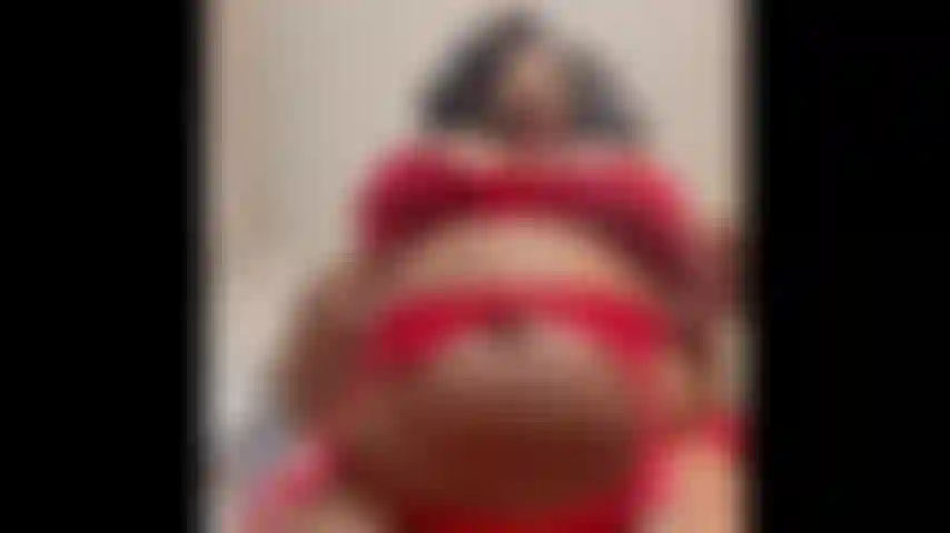 Gosto de você nesse ângulo (ligue o celular).