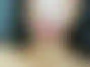 4 K me masturbo fingindo peitos pretos brilhantes.