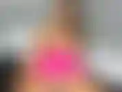 Bonita, embriagada e rosada.