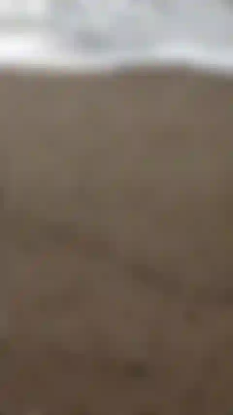 Pés na praia #sandyfeet #footfetish #sandytoes.