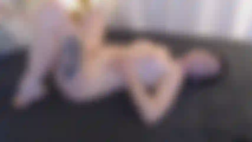 Masturbação sensual, sem brinquedos. Observe-me tocar meu clitóris até gozar!