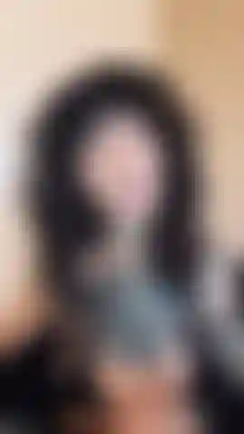 Pés sujos - adoração findom.