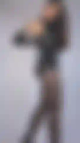 Polidora de látex, adoro bunda de meia-calça. Um gostinho do vídeo completo de 25 minutos...